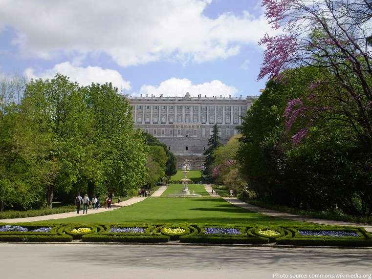 西班牙旅游马德里王宫