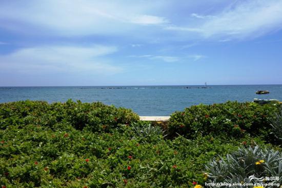 【<a data-cke-saved-href='http://travel.sina.com.cn/saipulusi-lvyou/?from=b-keyword' href='http://travel.sina.com.cn/saipulusi-lvyou/?from=b-keyword' target='_blank'>塞浦路斯</a>】<a data-cke-saved-href='http://travel.sina.com.cn/limasuoer-lvyou/?from=b-keyword' href='http://travel.sina.com.cn/limasuoer-lvyou/?from=b-keyword' target='_blank'>利马索尔</a>(Limassol)海边漫步